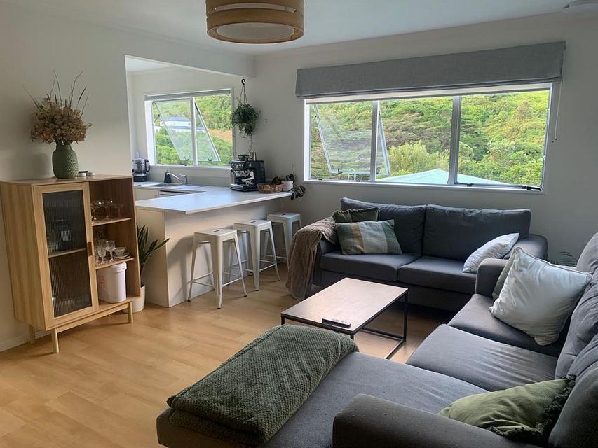 House for rent Wellington 1/20 Doris Gordon Crescent, Crofton Downs myRent.co.nz