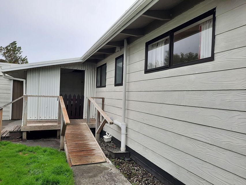 House for rent Foxton 16A Linklater Avenue, Foxton Beach myRent.co.nz