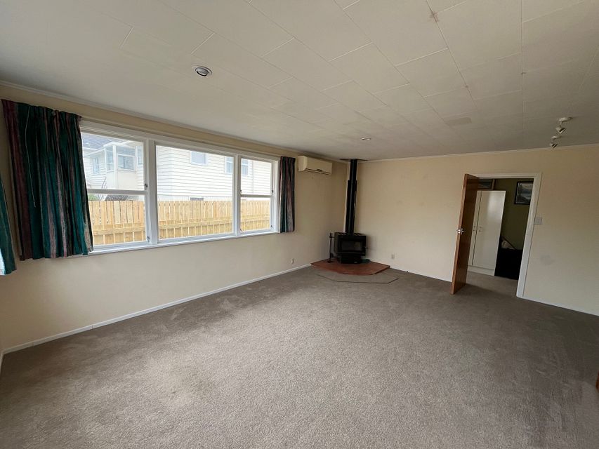 House for rent Porirua 27 Paenui Street, Titahi Bay myRent.co.nz