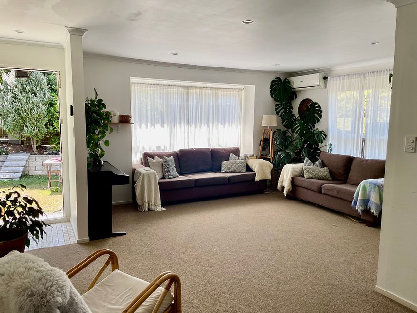 House for rent Wellington 71A Percy Dyett Drive, Karori myRent.co.nz