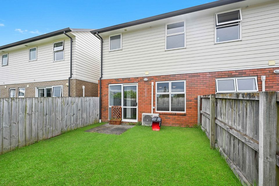 Townhouse for rent Hamilton 59 Chiefs Court, Hamilton East myRent.co.nz