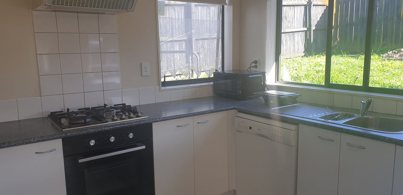 House for rent Auckland 2A Saralee Drive, Manurewa myRent.co.nz