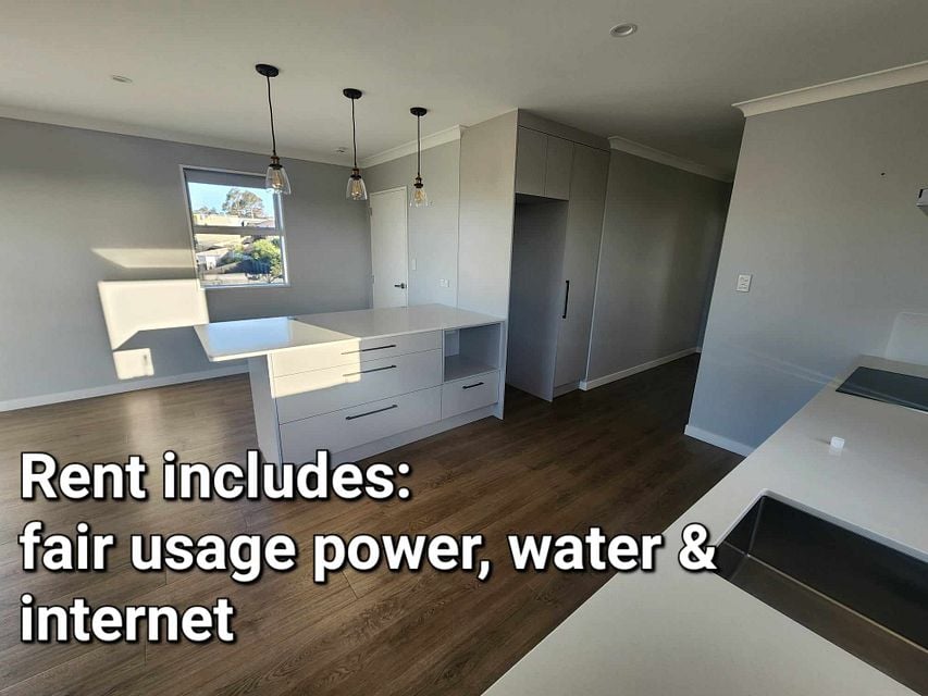 House for rent Auckland 30 Karo Road, Beachlands myRent.co.nz