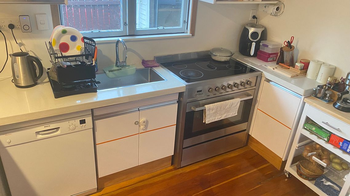 House for rent New Plymouth 211 Omata Road, Spotswood myRent.co.nz