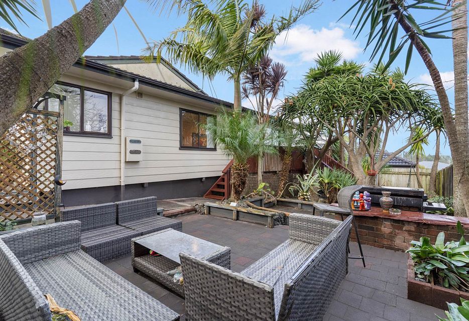 House for rent Auckland 165 Bradbury Road, Botany Downs myRent.co.nz