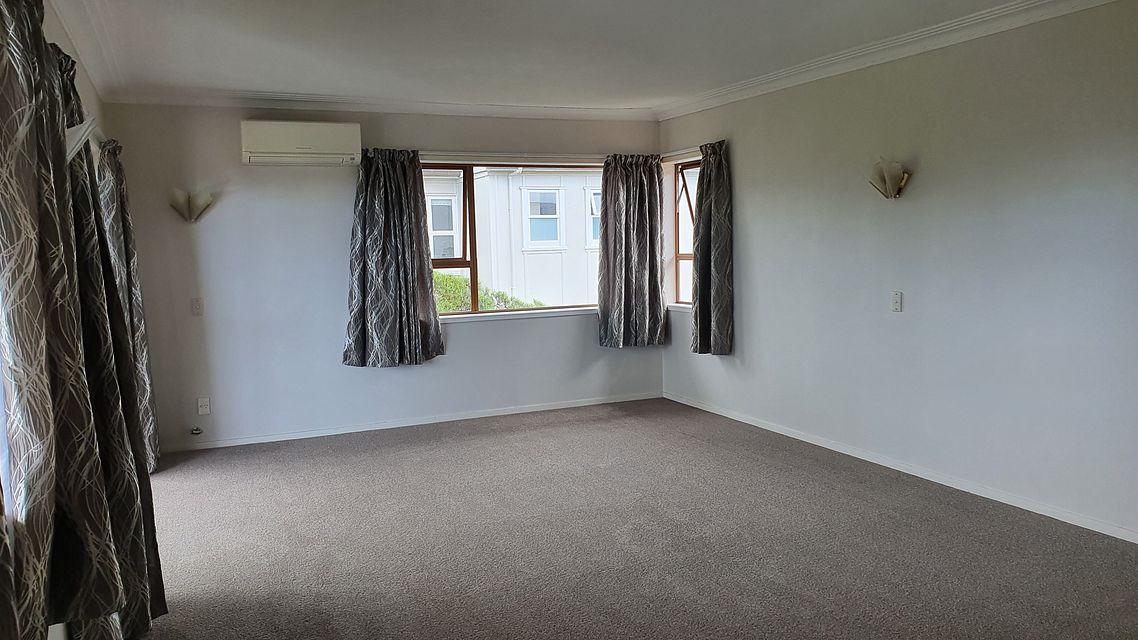 House for rent Auckland 4/57 Rawhiti Road, One Tree Hill myRent.co.nz