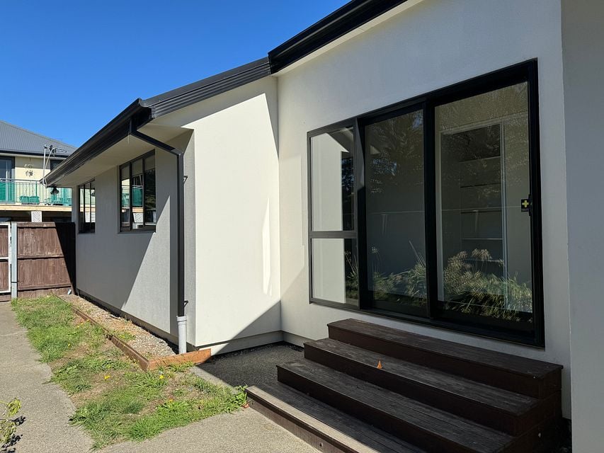 House for rent Christchurch 382 Pages Road, Aranui myRent.co.nz