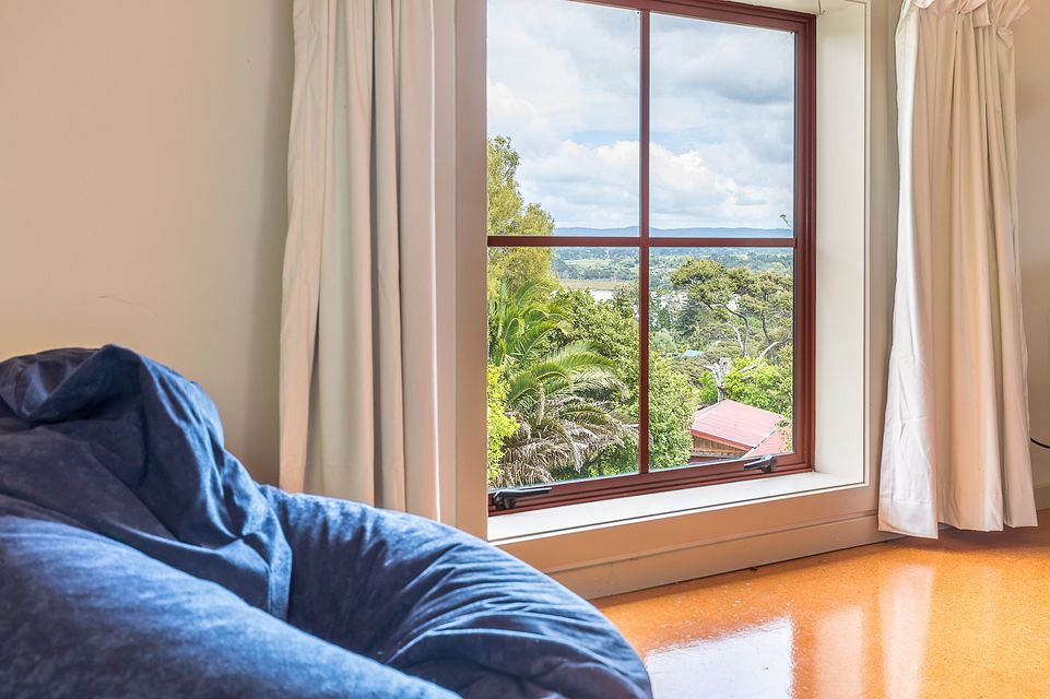 House for rent Auckland 48A Attwood Road, Paremoremo myRent.co.nz