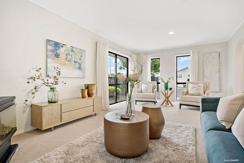 Townhouse for rent Auckland 49 Sandspit Road, Cockle Bay myRent.co.nz