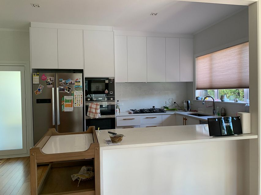 House for rent Auckland 98 Sandspit Road, Shelly Park myRent.co.nz