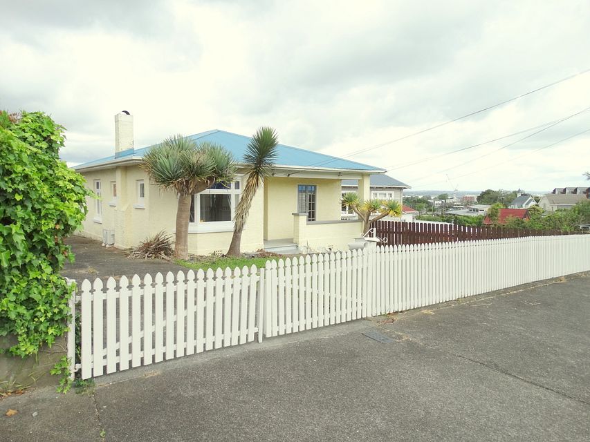 House for rent Auckland 187 Blockhouse Bay Road, Avondale myRent.co.nz