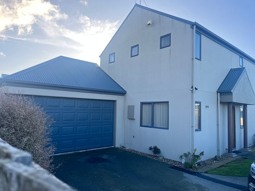 Townhouse for rent Christchurch 3/106 Ruskin Street, Addington