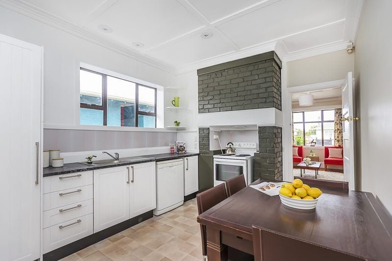 House for rent Lower Hutt 61 Adelaide Street, Petone myRent.co.nz