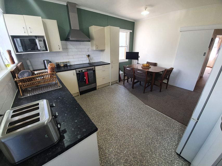 Unit for rent Hastings 2/304 Southland Road, Hastings myRent.co.nz