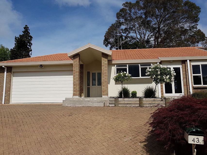 House for rent Hamilton 43 Hastings Place, Hamilton Lake myRent.co.nz